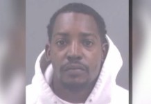 $5,000 reward for St. Louis killer who shot twin brothers, one fatally Derrick Dean mugshot wanted